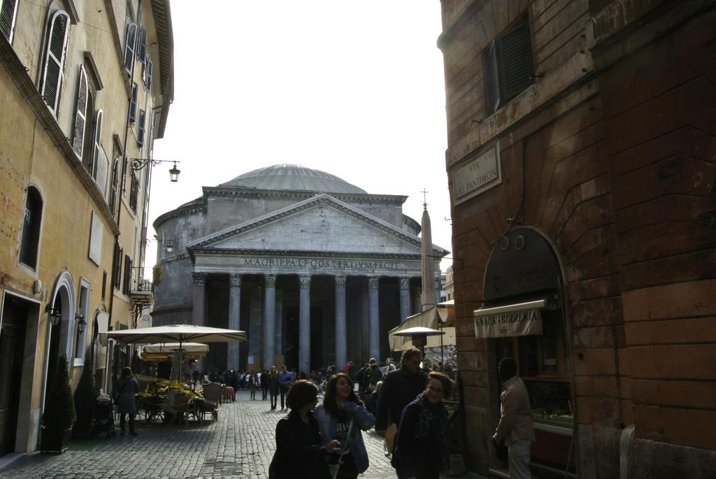 ローマPantheon Domus Valentinoアパートメント エクステリア 写真